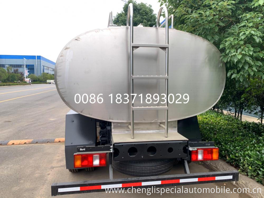 Howo 5 Tons Milk Truck 3 Jpg